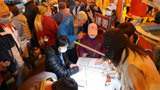 韓粉狂撥電話抗議　逼廟方趕罷韓志工