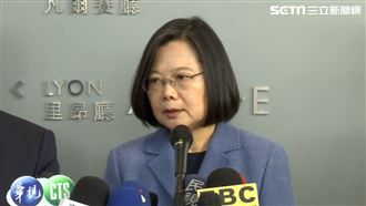 武漢返台包機　蔡英文重申兩原則