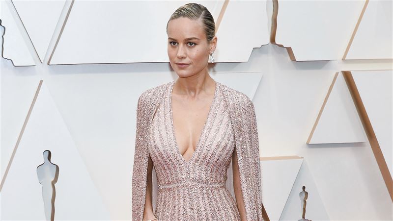 影后前後都露辣爆　往下看…Ｘ頭超醜