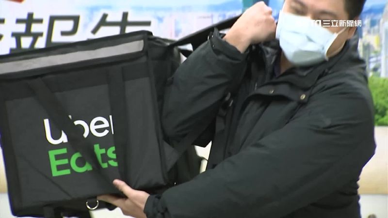 武漢肺炎不敢離職？他轉外送月收4萬