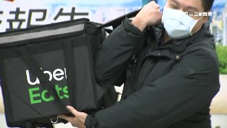 武漢肺炎不敢離職？他轉外送月收4萬