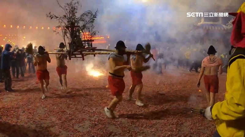 「炸邯鄲」被嚇　2男與擲炮手險大打