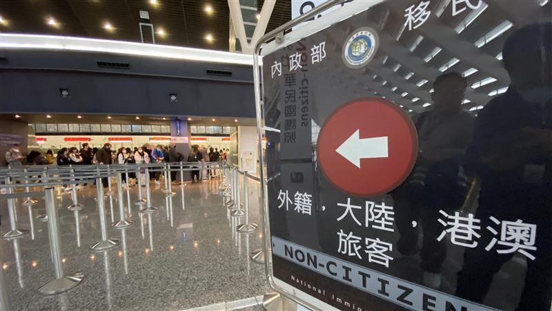 港澳線旅客剩不到1成　國際旅客砍半