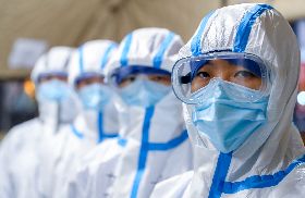 武漢遭感染醫護人員數恐破千