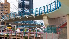 桃園建設 南崁溪印象大橋完工啟用，串連22公里親水綠帶水岸新地標（圖／桃園市政府）