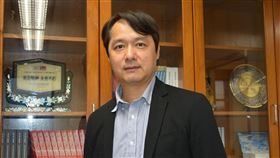 學者：武漢肺炎暴露中共體制缺點學者王信賢認為，中共過往常提及「治理能力現代化」，但以往用來維穩的社會信用體系、天網工程幾乎沒有派上真正用場，幫助防疫。中央社記者賴言曦攝　109年2月11日