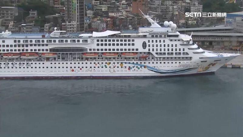 寶瓶星旅客下船一天去游泳　業者封館