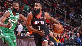 ▲哈登（James Harden）投進7顆三分球，攻下全場最高42分。（圖／翻攝自火箭推特）
