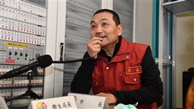 新北市取消新春團拜  侯友宜改廣播拜年新北市政府基於武漢肺炎防疫工作，30日取消例行的新春團拜活動，市長侯友宜（圖）改以府內廣播方式向同仁拜年。（市府提供）中央社記者王鴻國傳真  109年1月30日