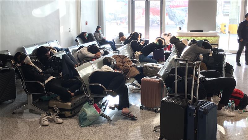 兩千港人滯湖北　官員：盡力安排返港
