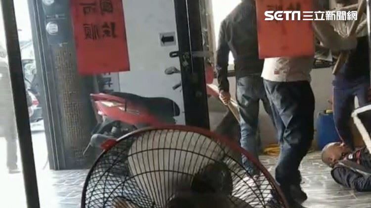 反對設置火化場　總幹事腿遭8煞打斷