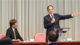 游錫堃、河道台（游錫堃辦公室提供）