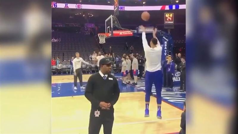 NBA／沒看錯　西蒙斯連進8記三分