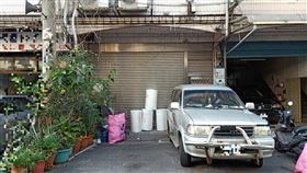 三重工廠深夜偷賣口罩。（圖／記者游承霖攝影）