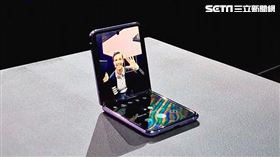 三星,翻蓋式摺疊智慧手機,Galaxy Z Flip,台灣三星,售價,上市
圖／台灣三星提供、翻攝三星臉書
