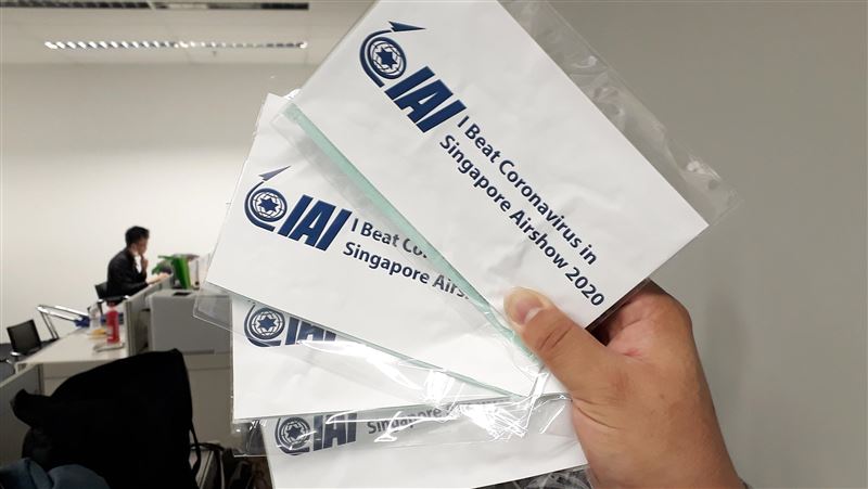 軍工業者發口罩　航空展紀念品超搶手