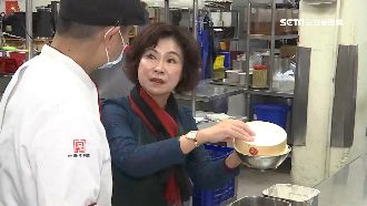 疫情衝擊　辦桌天后做便當外賣救業績