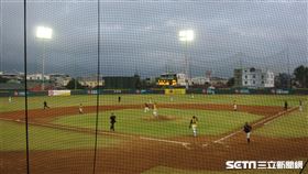 ▲中信兄弟與樂天桃猿在鹽埔開燈打春訓練習賽。（圖／記者蕭保祥攝影）