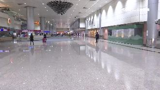 疫情影響！旅客驟減　桃機5店撤櫃