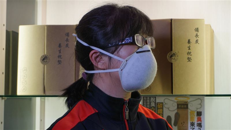 碳纖口罩可重複使用　金門業者大方送