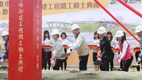 解決市區停車需求黃偉哲爭取到7座立體停車場，總經費逾8億元體3地下停車場動土（圖／台南市政府）