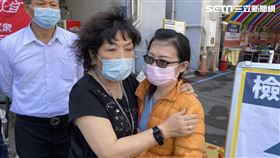 國民黨立法委員葉毓蘭赴高雄慰問警消眷屬與受傷同仁。（圖／葉毓蘭辦公室提供）