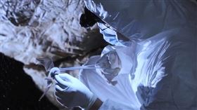 肺炎,蝙蝠,中心,肖波濤,海鮮市場,實驗室,感染（圖／翻攝自YT-看看新闻Knews）