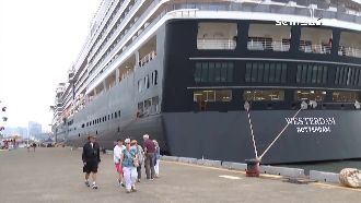 確診美婦曾遊高雄　逾60運將載船客