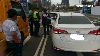 突遭人毆打、搶走3百萬　男身分曝光