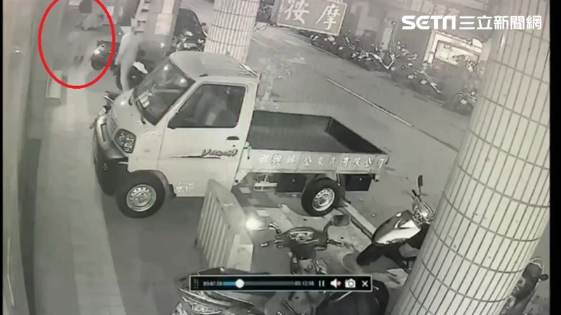 大叔戀上按摩妹　由愛生恨縱火畫面曝