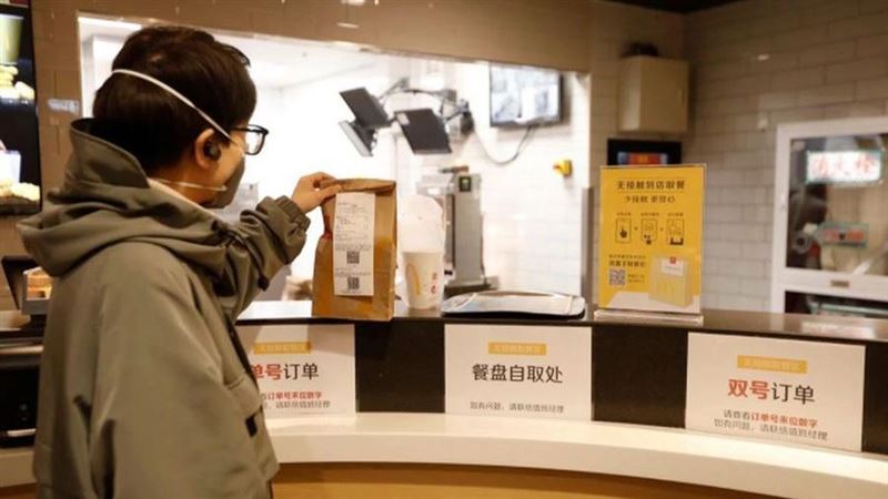 防堵疫情　中國連鎖餐飲推無接觸取餐