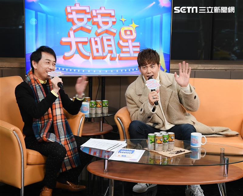 炮仔聲余秉諺安安大明星。（記者邱榮吉/攝影）