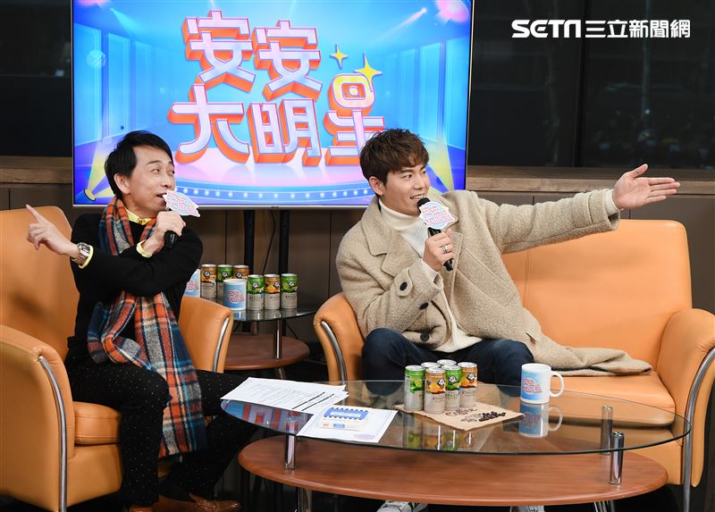 炮仔聲余秉諺安安大明星。（記者邱榮吉/攝影）