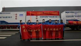 2秒燒光！「移動式屍體焚化爐」進武漢　網哭：到底死多少