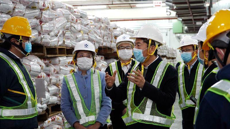 駱惠寧來港後首場工作：助港抗疫