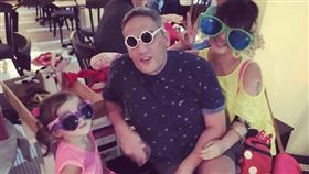 知名電台DJ Ruby（盧春如）透露不跟外國男友登記原因。