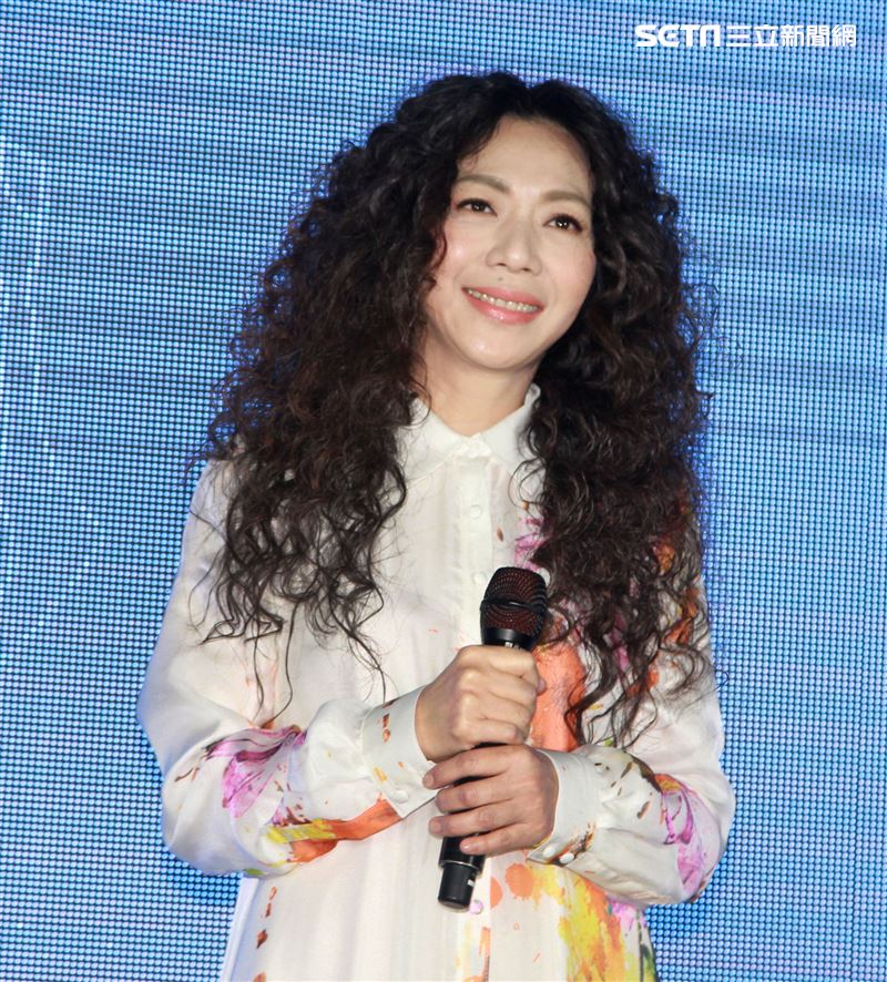 萬芳30台北小巨蛋演唱會售票暨加盟何樂音樂記者會。（記者邱榮吉/攝影）