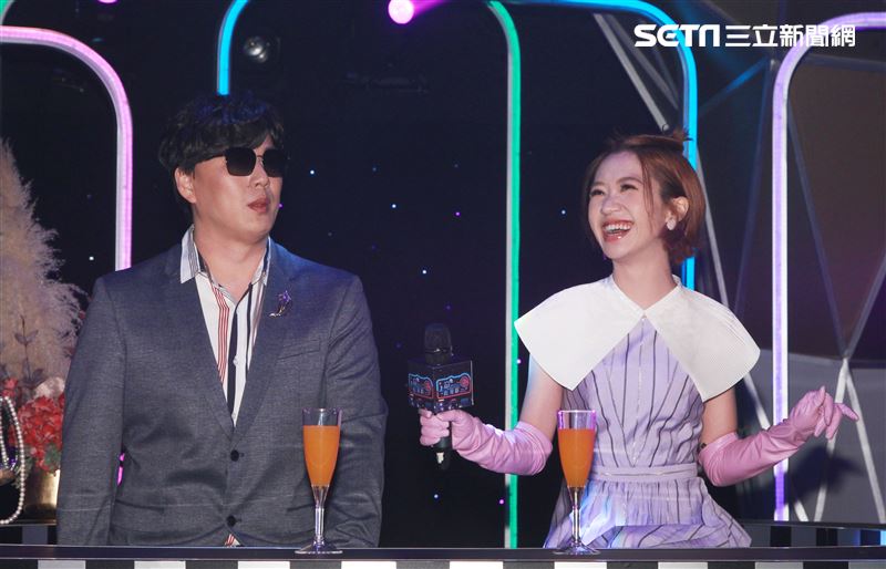 蕭煌奇、LULU主持華視全新台語歌唱綜藝「上奅台灣歌」開播記者會。（記者邱榮吉/攝影）