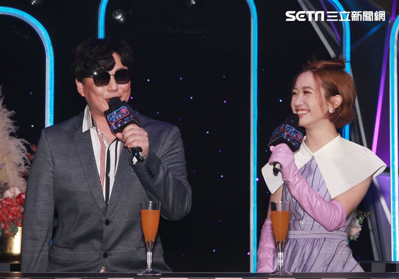 蕭煌奇、LULU主持華視全新台語歌唱綜藝「上奅台灣歌」開播記者會。（記者邱榮吉/攝影）