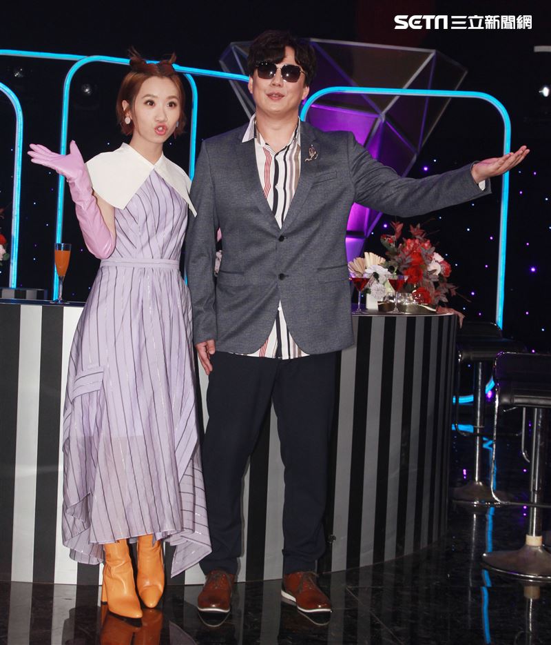 蕭煌奇、LULU主持華視全新台語歌唱綜藝「上奅台灣歌」開播記者會。（記者邱榮吉/攝影）