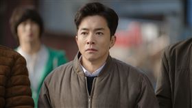 《愛的迫降》 金永敏飾演竊聽員「鄭萬福」 Netflix提供