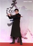 賀軍翔演出三立新華劇「天巡者」飾演驅魔真君鍾馗（鍾正南）。（記者邱榮吉/攝影）