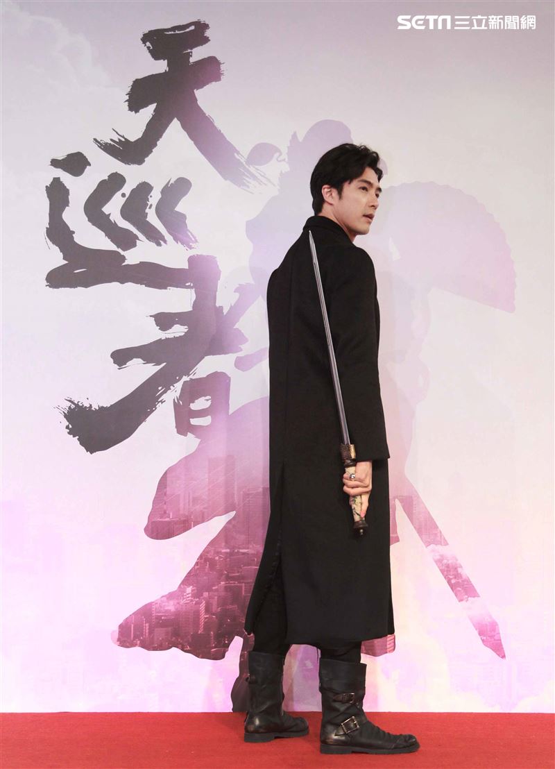 賀軍翔演出三立新華劇「天巡者」飾演驅魔真君鍾馗（鍾正南）。（記者邱榮吉/攝影）