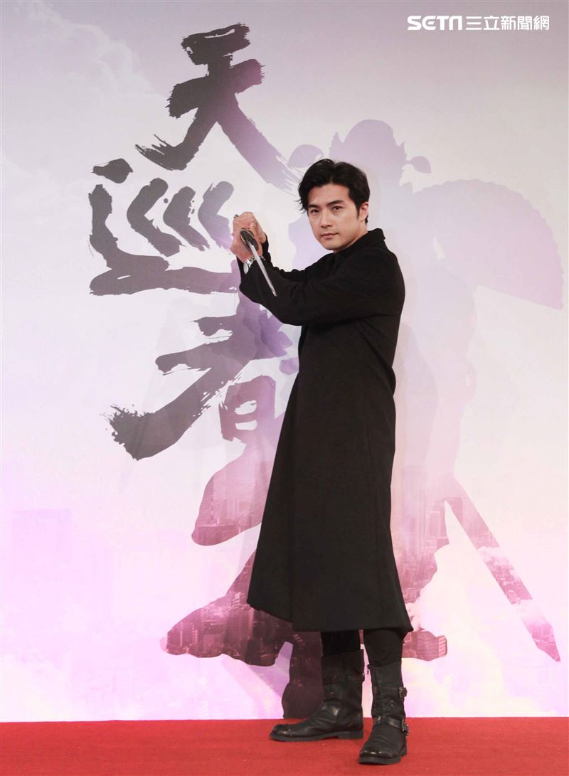 賀軍翔演出三立新華劇「天巡者」飾演驅魔真君鍾馗（鍾正南）。（記者邱榮吉/攝影）