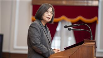 口罩產線神速完工　蔡英文感動喊這句