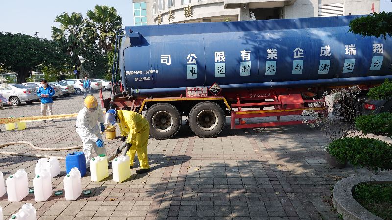 雲縣開學前購額溫槍　台塑贈次氯酸鈉
