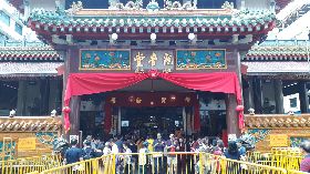 新加坡四馬路觀音堂受疫情影響取消借紅