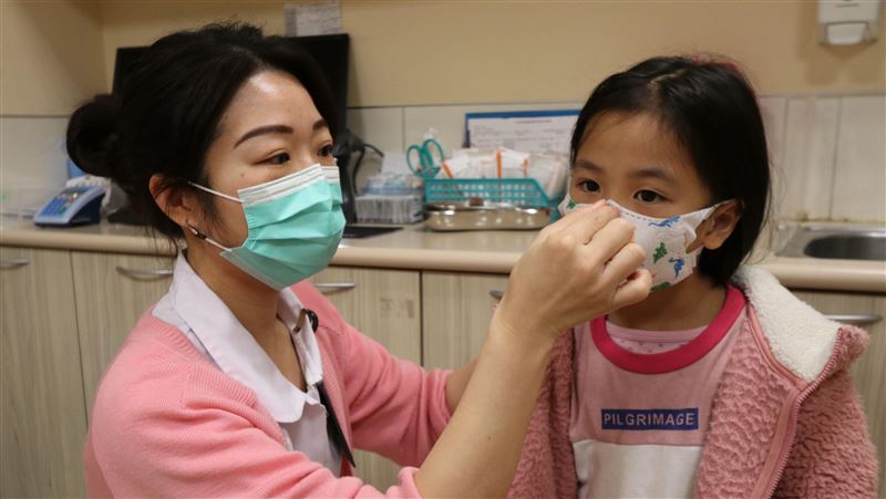 快開學兒童口罩會戴嗎？爸媽惡補必看