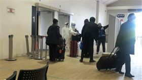 駐日代表謝長廷日本橫濱碼頭接鑽石公主號台人,鑽石公主號。（圖／翻攝謝長廷臉書）