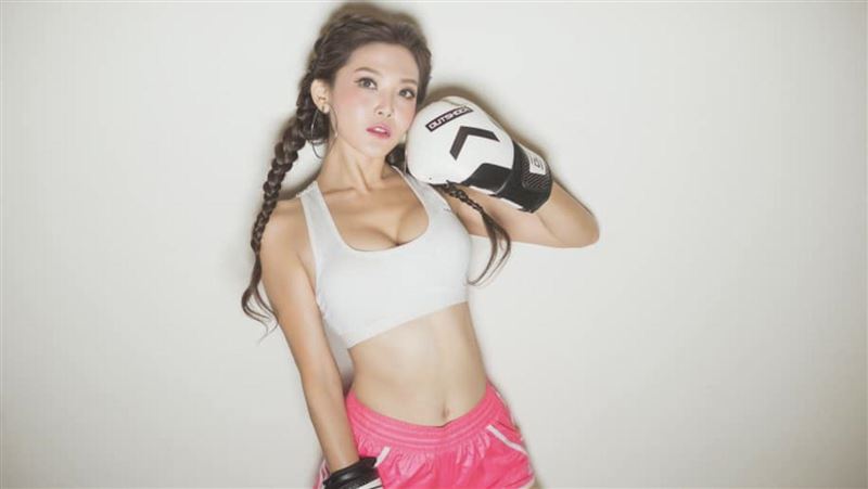 爆愛18歲足球員？女星曝崇拜蕭亞軒